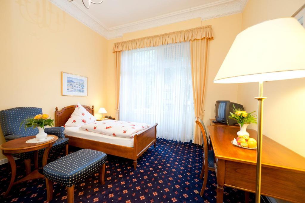 Hotel Spöttel Bad Nauheim Kamer foto